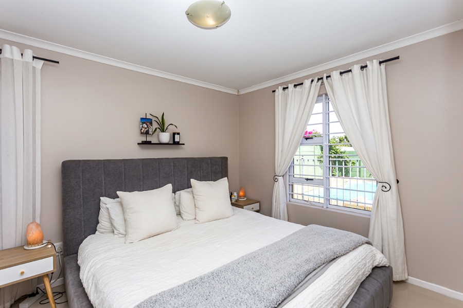 To Let 3 Bedroom Property for Rent in Sunningdale Western Cape